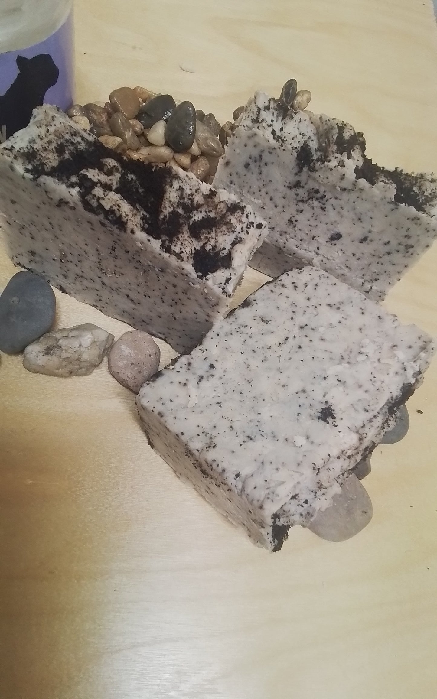 100% sheep tallow and organic 3rd party tested toxin free coffee, medium exfoliating soap and fragrance free hand made with canadian products